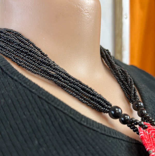 Pearl Beaded Necklace (red &blk)