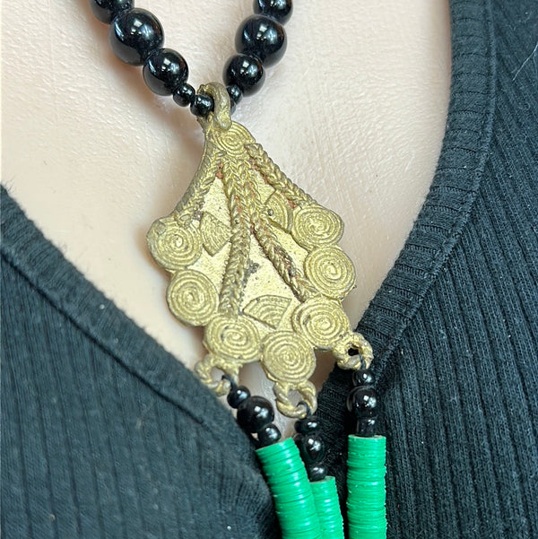 Ashanti Beaded Necklace (green symbol braids)